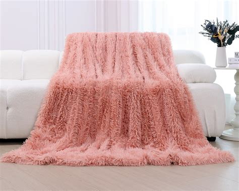 KANKAEU Fluffy Blanket 160x200 cm, Ultra Soft Faux Fur Throw Blanket ...