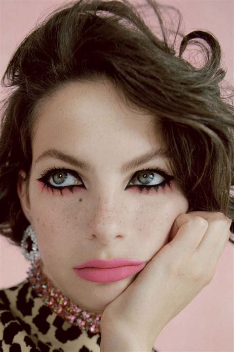 Telescopic Mascara di L'Oréal Paris il prodotto più discusso di Tik Tok | Vogue Italia