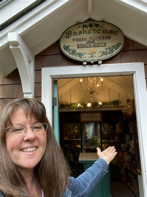 Basketcase - Your Cannon Beach, Oregon Florist