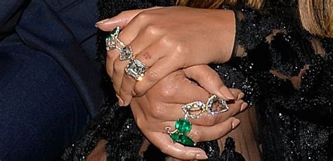 Beyonce Engagement Ring Upgrade: Beyonce New Engagement Ring From Jay Z ...