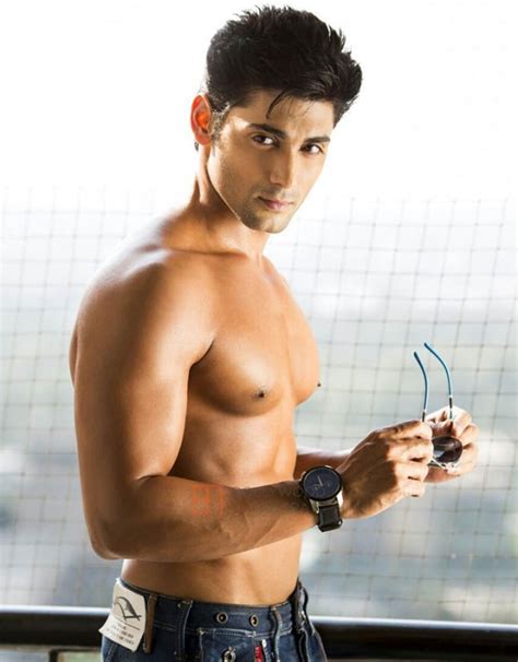 Ruslaan Mumtaz Photos: Latest HD Images, Pictures, Stills & Pics ...