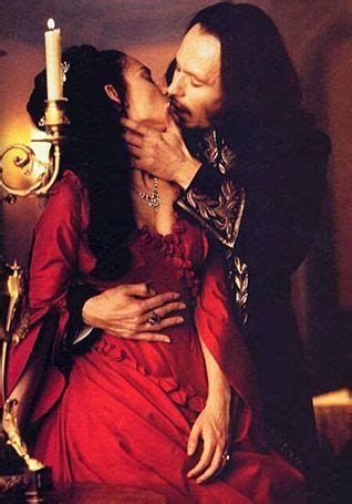 https://static.tvtropes.org/pmwiki/pub/images/dracula_kiss_4341.jpg | Bram stoker's dracula ...