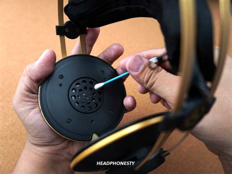 How To Clean Headphones: The Only Guide You Ever Need | Headphonesty