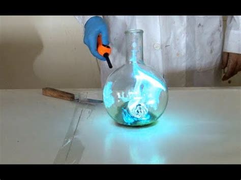 7 minutes of joy with Chemistry experiments - YouTube