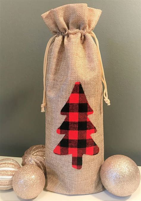 Holiday Wine Bag / Christmas Wine Bag / Wine Gift Bag / - Etsy in 2023 | Fabric wine bottle bag ...