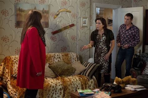 EastEnders spoiler: Stacey Branning return new pictures with Kat and ...