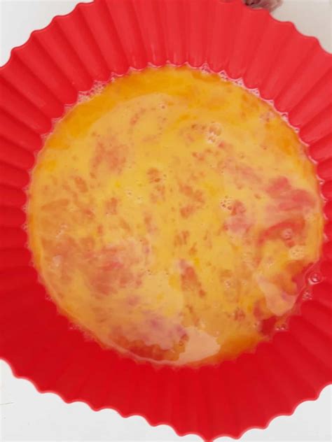 Easy Air Fryer Omelet (Ham and Cheese) - Stuff Matty Cooks