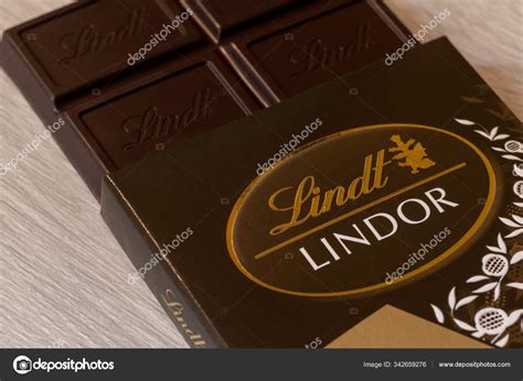 Lindt chocolate logo – Stock Editorial Photo © surkovdimitri #342659276