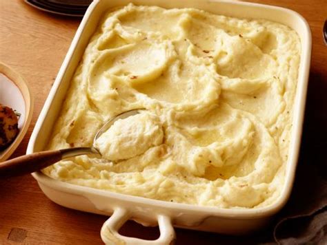 Creamy Mashed Potatoes Recipe | Ree Drummond | Food Network