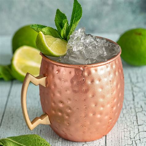 Moscow Mule: clásico y refrescante cóctel de vodka de 3 ingredientes