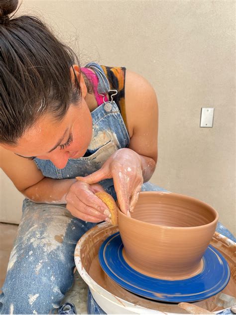 4-Week Beginner Wheel Throwing | Thursdays – San Diego Craft Collective