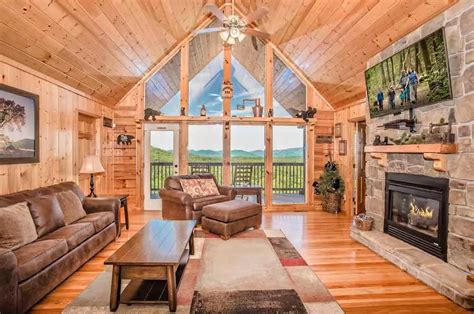 5 Best Budget Friendly Cabins in Pigeon Forge