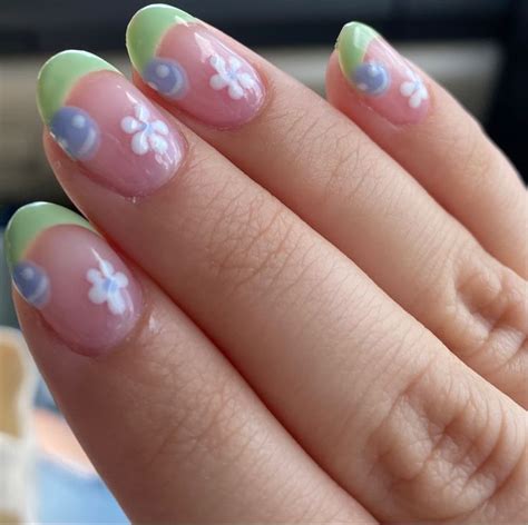 summer smiley nails 🍵 | Nails, Smiley, Beauty