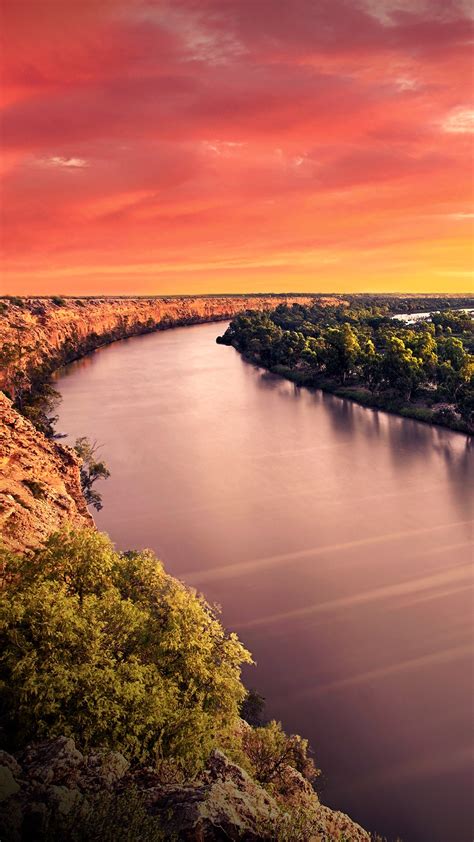 A stunning sunset on the River Murray, South Australia | Windows ...