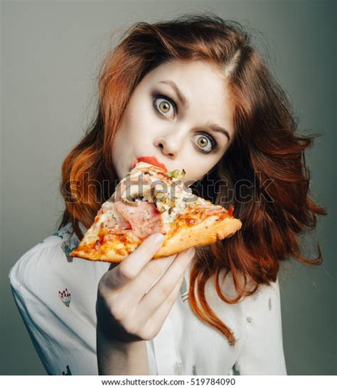 Woman Pizza Mouth Eating Stock Photo 519784090 | Shutterstock