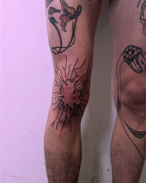 Shattered glass around the knee tattooed by Tristan Ritter Black Art Tattoo, Black Ink Tattoos ...