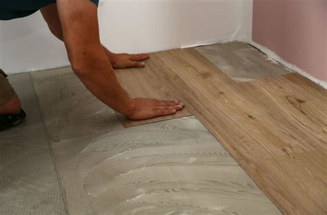 How to Install Vinyl Plank Flooring On Concrete? (Step-by-Step Tutorial)