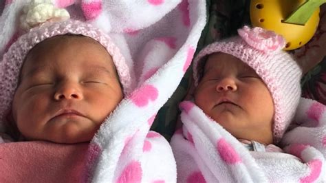 Twins from Nunavut have baby girls on the same day — including one set ...