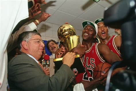 'The Last Dance' Remembers The Chicago Bulls' 1997-1998 Championship Run | Here & Now