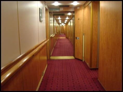 QE2 interior photos on lower decks. - Cruise Critic Message Board Forums