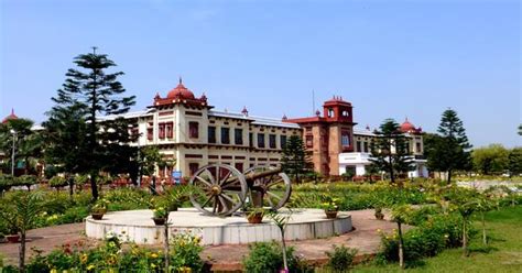 Patna Museum Patna, India - Location, Facts, History and all about ...