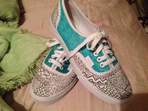 DIY white vans shoes, hand designed... Thanks pinterest | Diy shoes ...