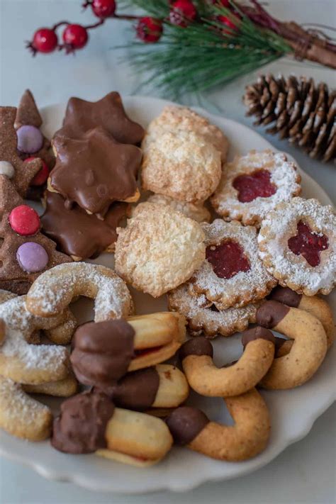 Easy Linzer Cookies Recipe, Jam Cookies, Nutella Cookies, Filled Cookies, Almond Paste Cookies ...