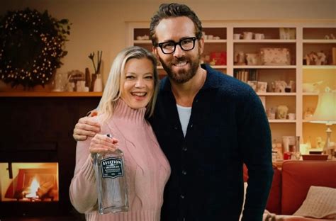 JUST FRIENDS Stars Ryan Reynolds and Amy Smart Reunite for Commercial — GeekTyrant