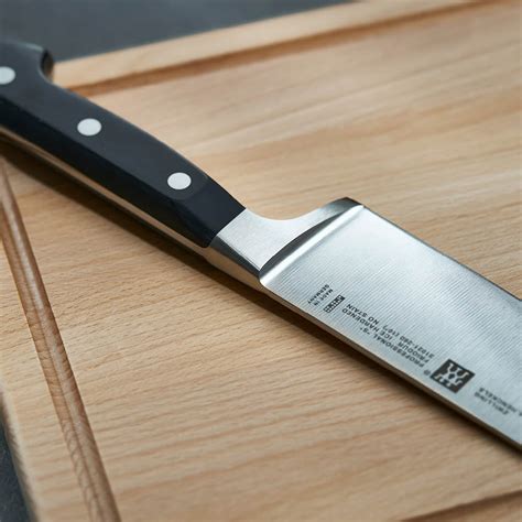 Buy ZWILLING Professional S Chef's knife | ZWILLING.COM