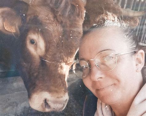 Qui était Alexandra, mère de famille et agricultrice tuée sur un barrage en Occitanie