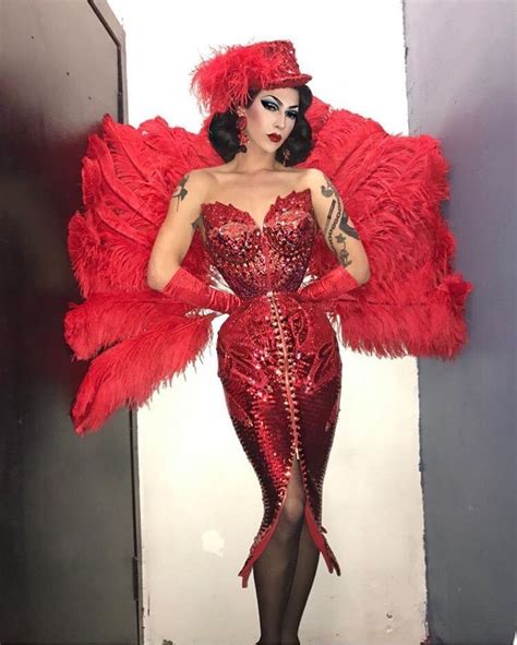 Pin by Sylvia on Scarlett Valentine | Violet chachki, Queen outfit, Victorian fashion