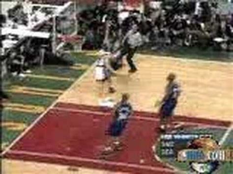 #JasonWilliams crossover on #GaryPayton | Jason williams, Gary payton, Crossover