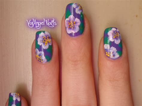 ValAngel Nails Art: Nail Art "Hawaiian flowers"