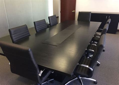 Modern Conference Table – Custom Made Designs | Paul Downs