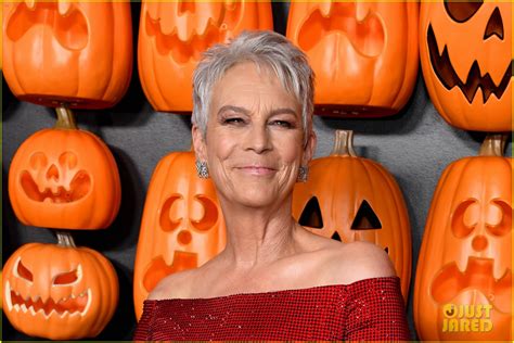 Photo: jamie lee curtis halloween ends speech 07 | Photo 4836713 | Just ...