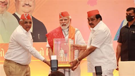 PM Modi begins two-day visit to Gujarat, holds roadshow to celebrate ...