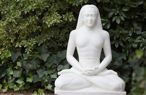 24" Babaji Meditating Statue – Crystal Hermitage