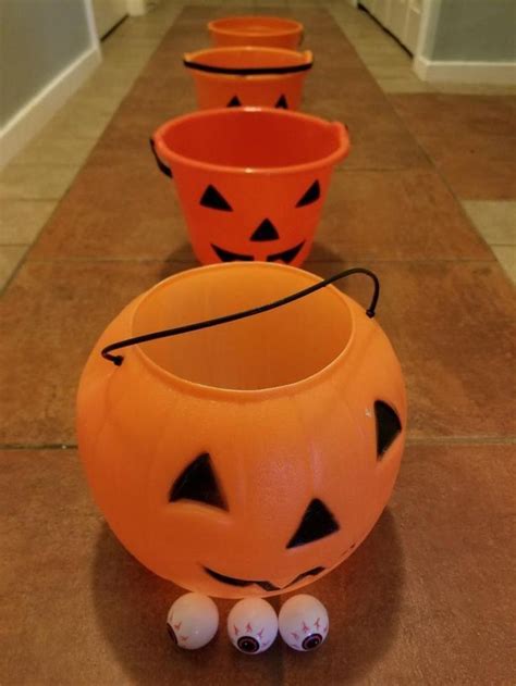 8 Easy Elementary School Party Games for Kids. Perfect for Halloween, Christmas, End of Year ...