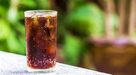 Drinking diet soda? Beware, it may make you gain weight | Health News ...