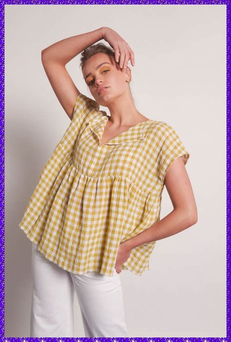 Gingham Linen, Gingham Tops, Dress Design Patterns, Clothing Patterns, Diy Shorts, Recycled ...