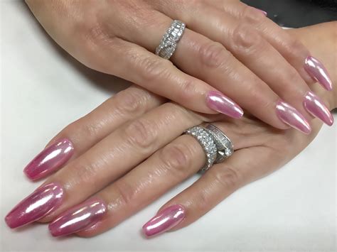 Pinterest in 2023 | Pink acrylic nails, Pink chrome nails, Metallic nails design