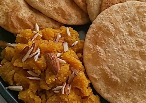 Daal Kachori With Sooji Halwa Recipe by Shagufta Asif - Cookpad