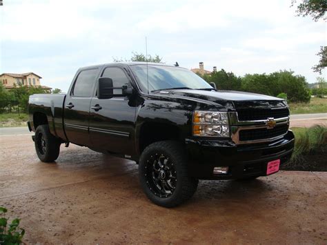 CHEVROLET SILVERADO 2500HD - 518px Image #3