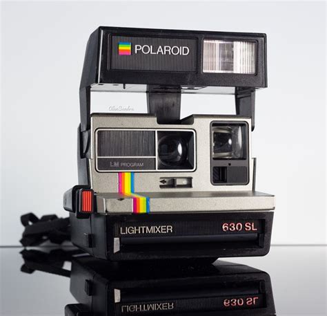 Polaroid 'Lightmixer 630SL' | Vintage cameras, Old cameras, Polaroid camera