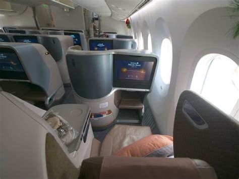 Review of Singapore Airlines Boeing 787-10 Business Class - Once In A ...