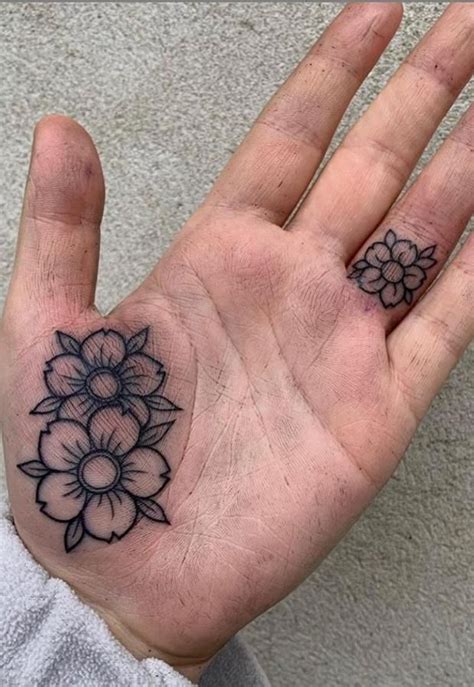 26 Unique Finger Tattoos Designs for You - Lily Fashion Style | Palm ...