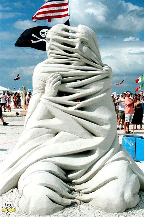 Les sculptures de sable géantes de cet artiste vont vous faire halluciner | Sculpture de sable ...