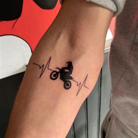 Share more than 76 dirt bike tattoos - thtantai2