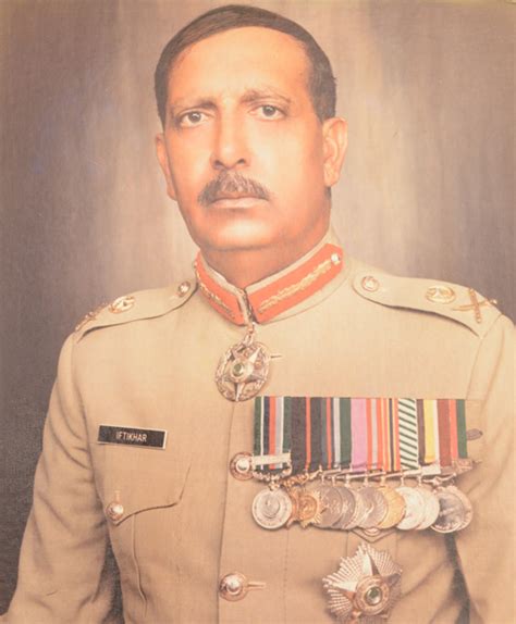 Iftikhar Ali Khan (general) - Wikipedia