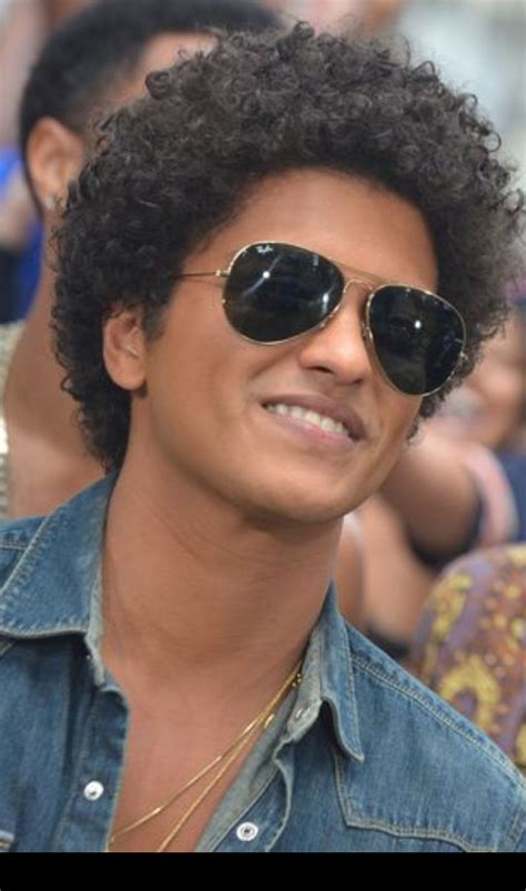 Bruno Mars got one hot smile | Bruno mars style, Bruno mars, Bruno